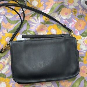 Vintage Coach Black Basic Bag